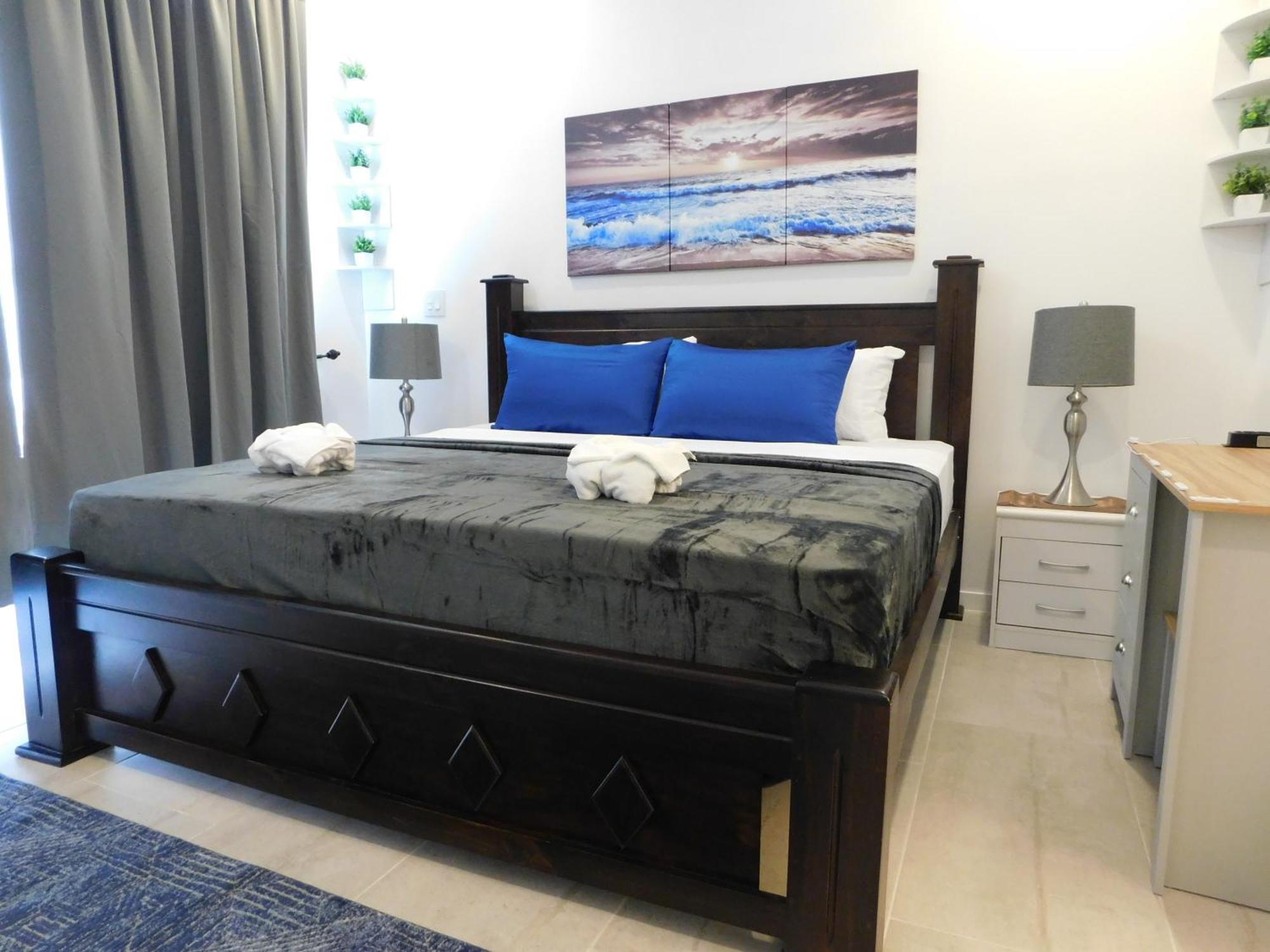 יקו Sunset 205, Sleeps Six, Next Door To The Pool, 100M To The Beach! מראה חיצוני תמונה