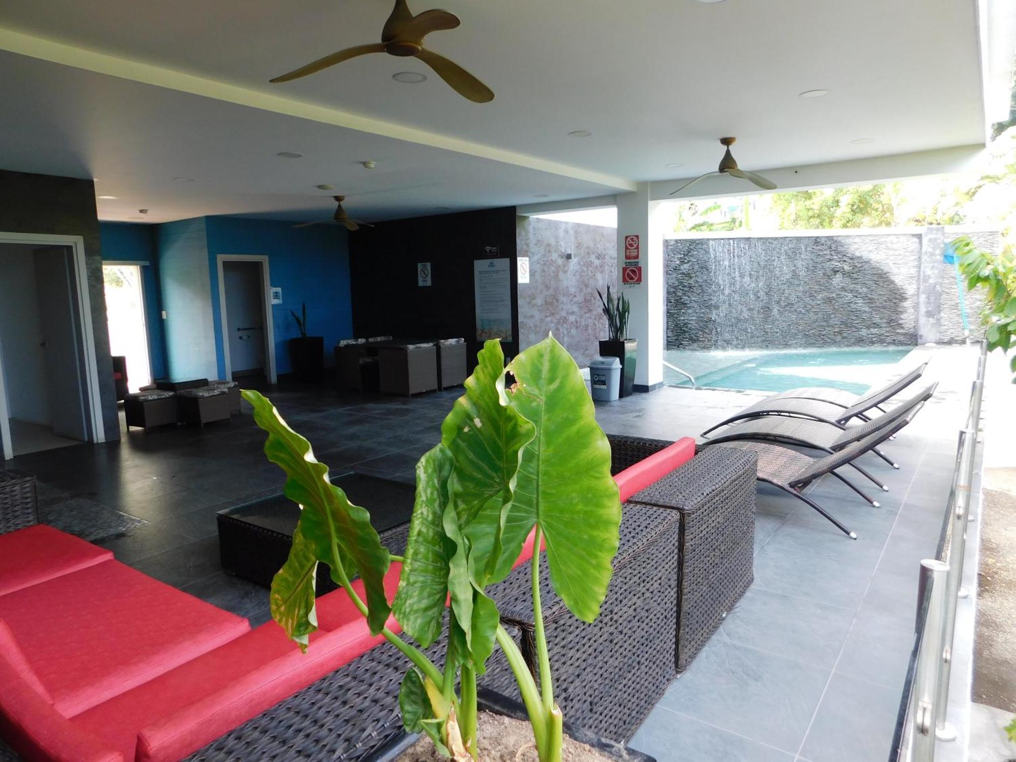 יקו Sunset 205, Sleeps Six, Next Door To The Pool, 100M To The Beach! מראה חיצוני תמונה