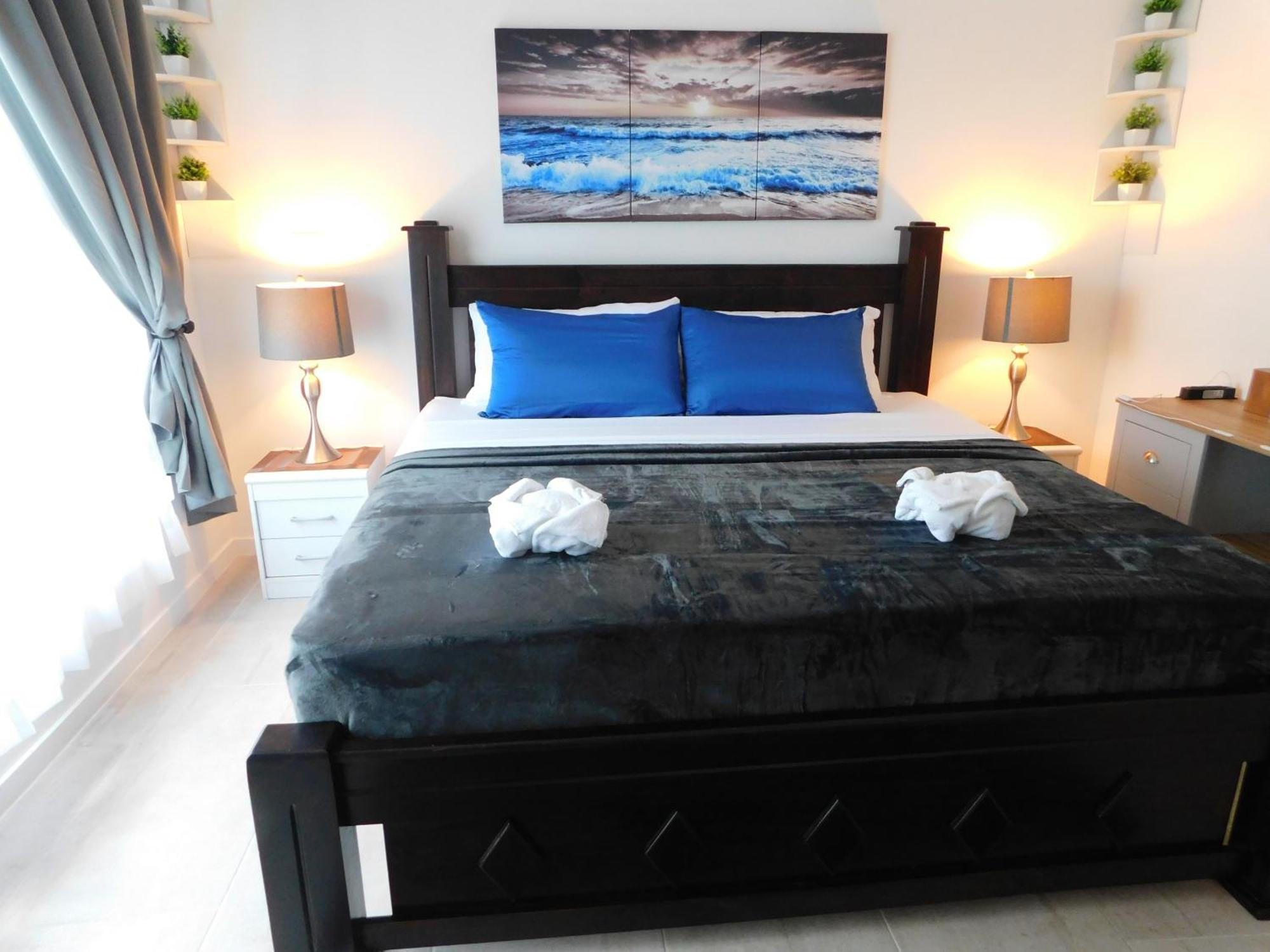 יקו Sunset 205, Sleeps Six, Next Door To The Pool, 100M To The Beach! מראה חיצוני תמונה
